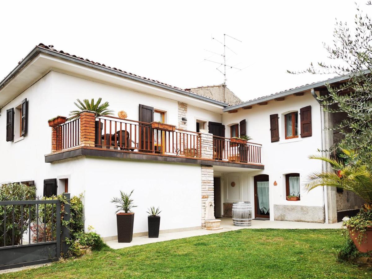 Villa Casa Rustica Con Giardino à Caprino Veronese Extérieur photo