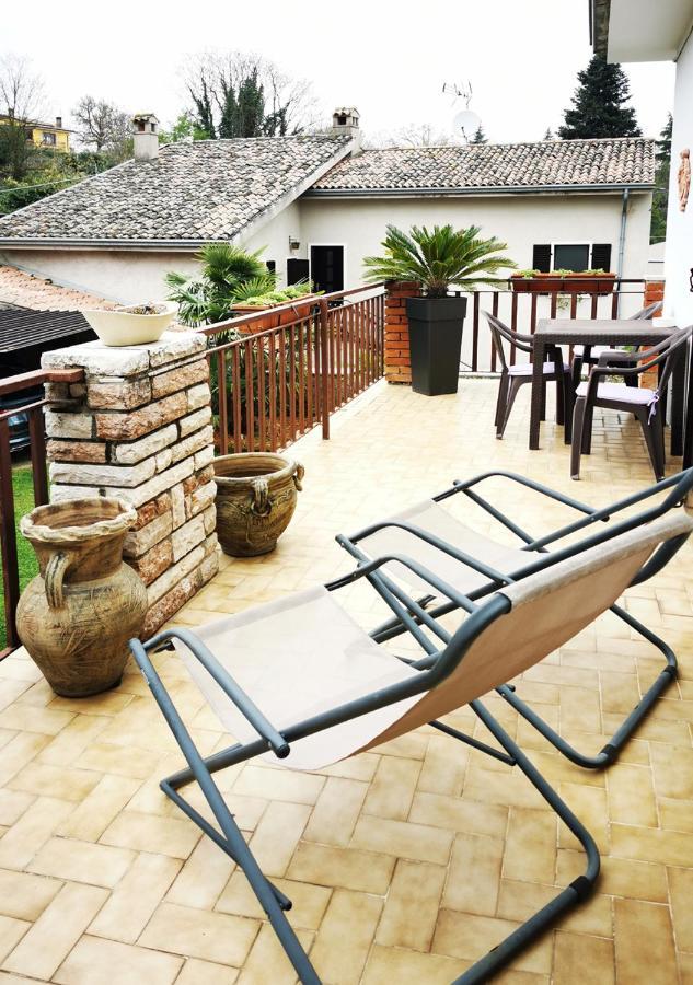 Villa Casa Rustica Con Giardino à Caprino Veronese Extérieur photo