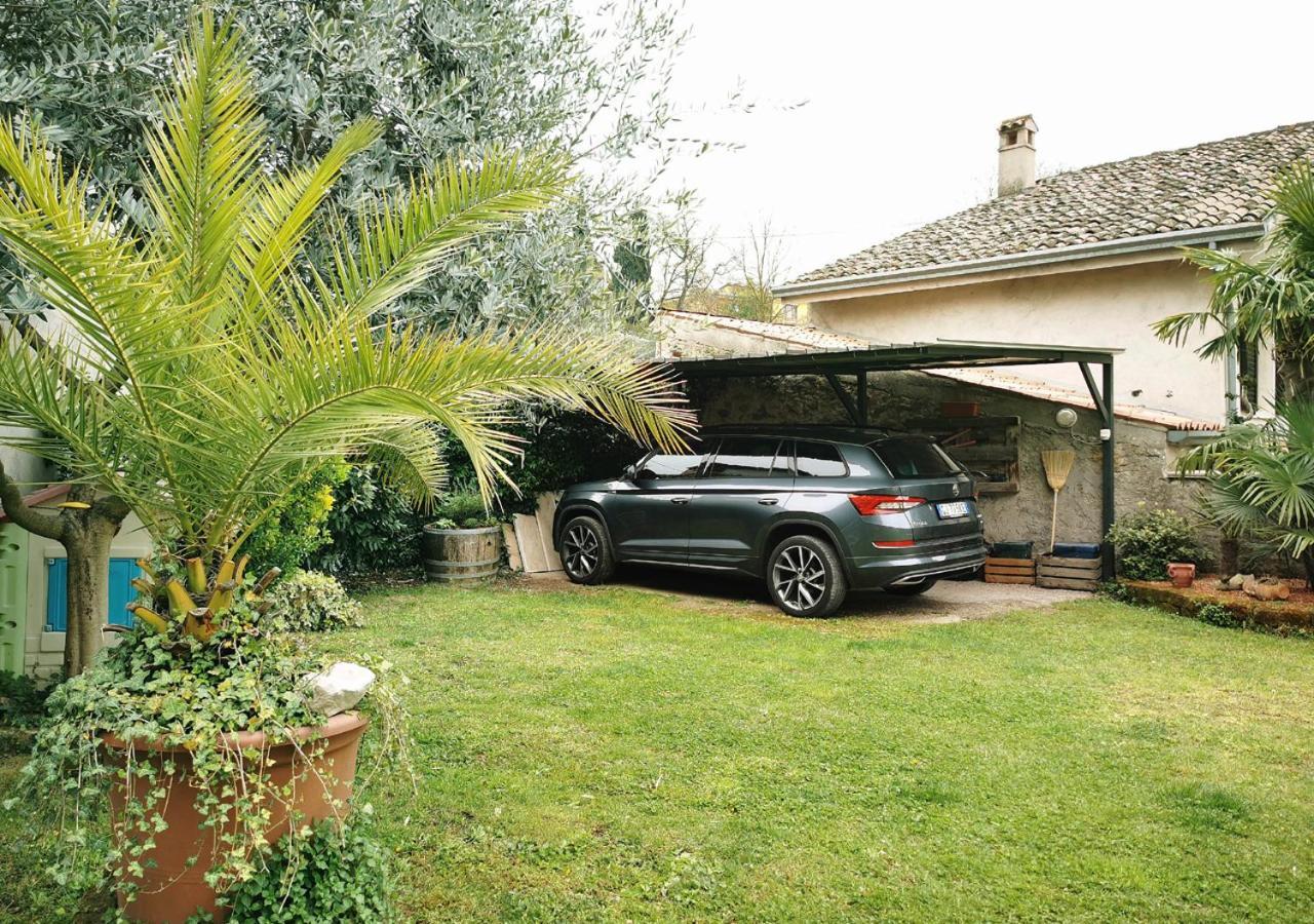 Villa Casa Rustica Con Giardino à Caprino Veronese Extérieur photo