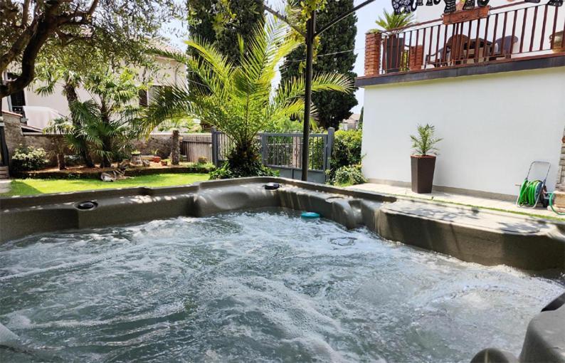 Villa Casa Rustica Con Giardino à Caprino Veronese Extérieur photo